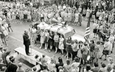 Governor Julius P. Heil Speaks To High School Students