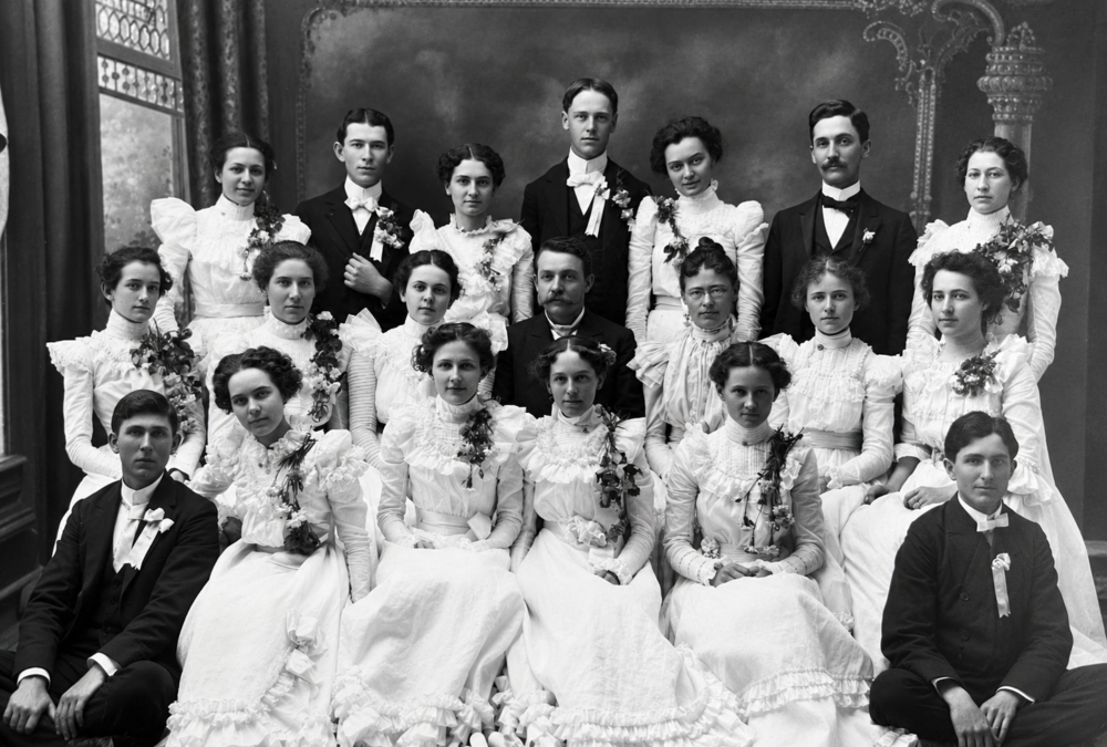 1899 Shawano Graduates